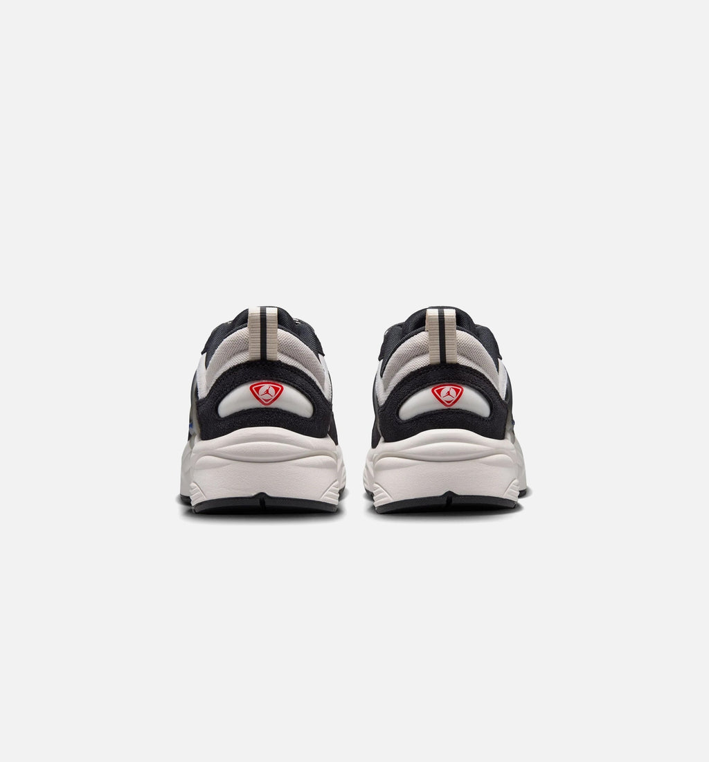 Trunner OS SE Men's Lifestyle Sneakers - Off Noir / University Red / Phantom