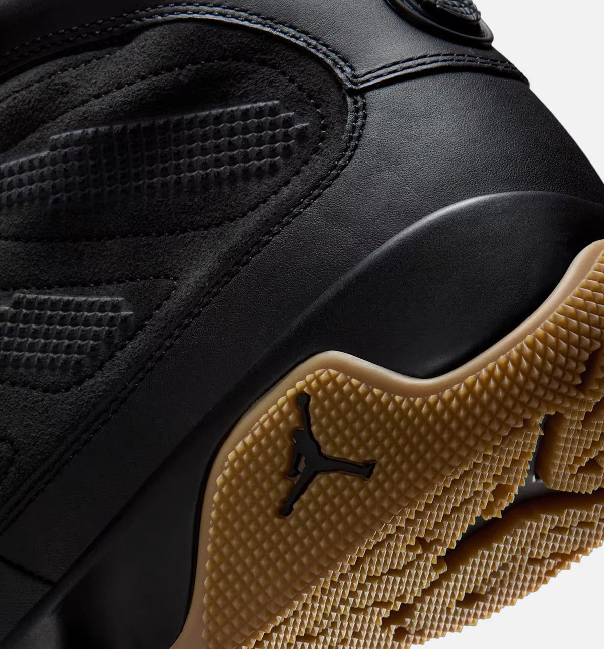 Air Jordan 9 Retro Men's Lifestyle Boots - Black / Gum Light Brown